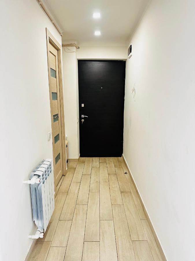 יירבאן Suite Apartment On Pushkin Street מראה חיצוני תמונה