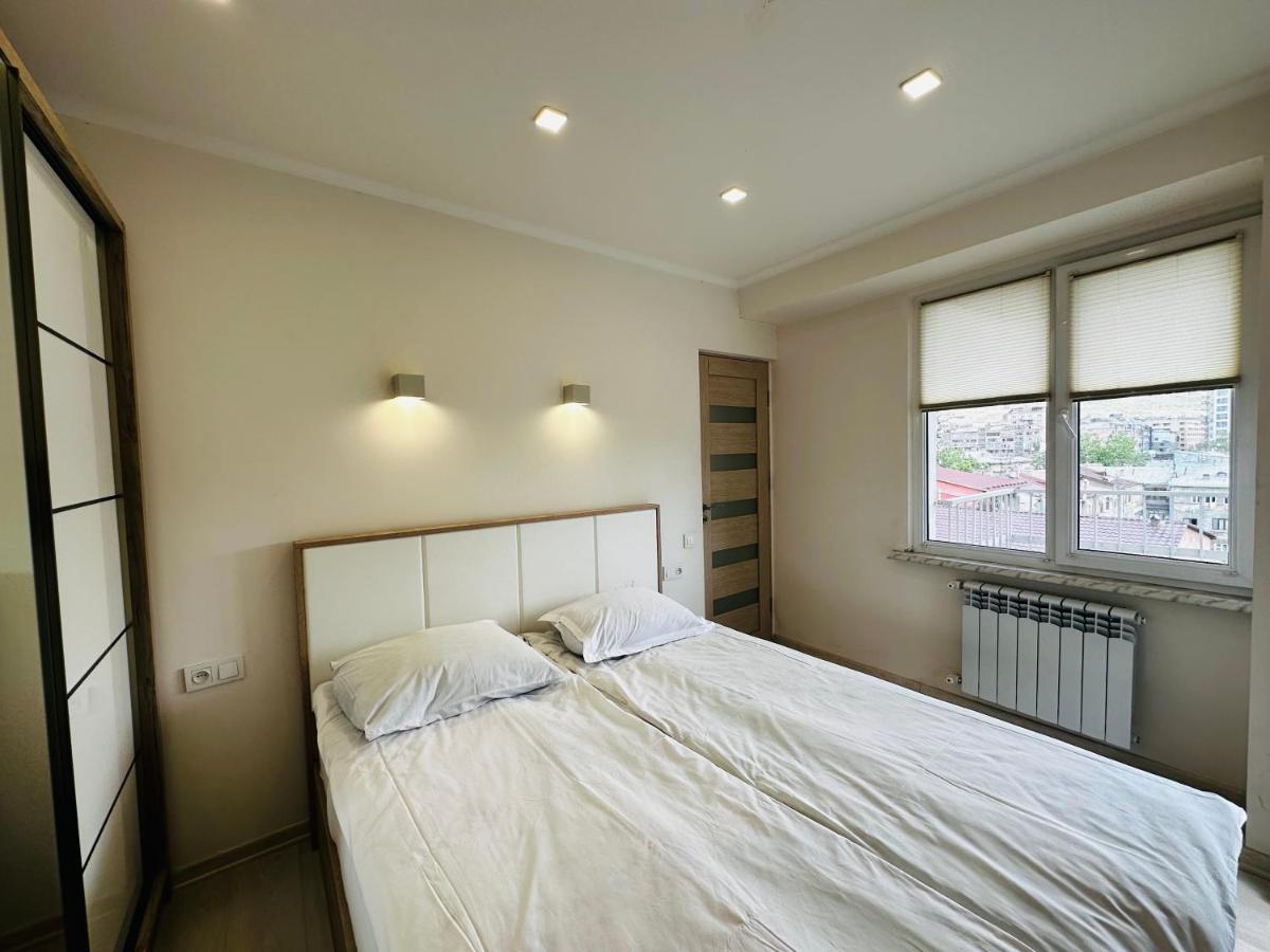 יירבאן Suite Apartment On Pushkin Street מראה חיצוני תמונה